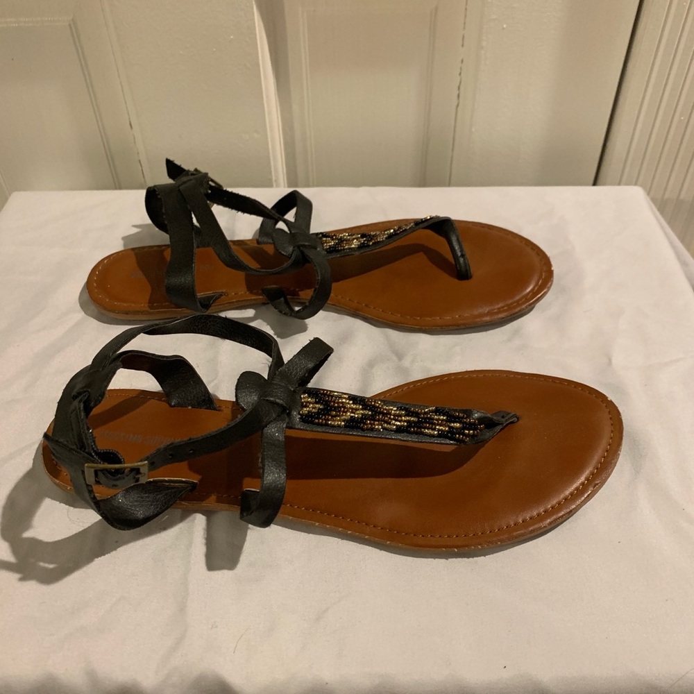 Strappy Sandals with Bead Detail